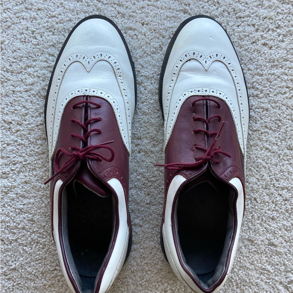 Nike Golf Men’s Shoes Size 11 Pre Owned Great Condition Burgundy and White